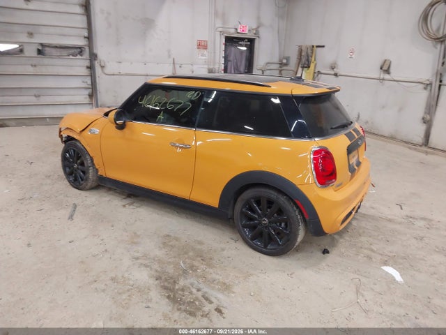 2016 Mini Cooper S მანქანა იყიდება აუქციონზე, vin: WMWXP7C53G3B92890, აუქციონის ნომერი: 46162677