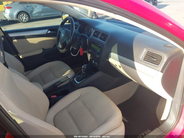 Продажа на аукционе авто 2014 Volkswagen Jetta 1.8t Se, vin: 3VWD07AJ7EM335940, номер лота: 46162683