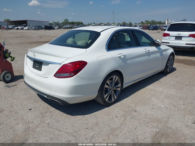 46162688 :رقم المزاد ، 55SWF4JB2JU248882 vin ، 2018 Mercedes-benz C 300 مزاد بيع