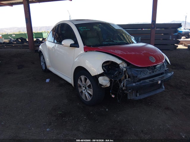 Продаж на аукціоні авто 2010 Volkswagen New Beetle 2.5l, vin: 3VWRG3AG3AM013479, номер лоту: 46162695