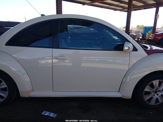 46162695 :رقم المزاد ، 3VWRG3AG3AM013479 vin ، 2010 Volkswagen New Beetle 2.5l مزاد بيع