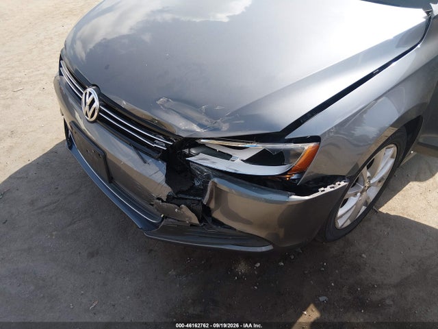 3VWD17AJ2EM445582 Volkswagen Jetta 1.8t Se