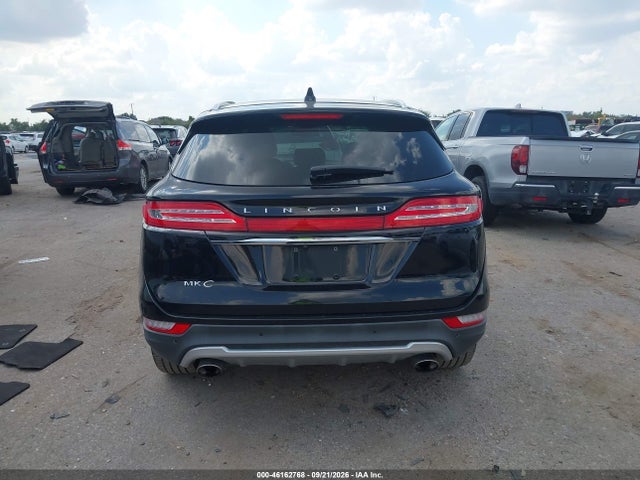 46162768 :رقم المزاد ، 5LMCJ3C94KUL02143 vin ، 2019 Lincoln Mkc Reserve مزاد بيع