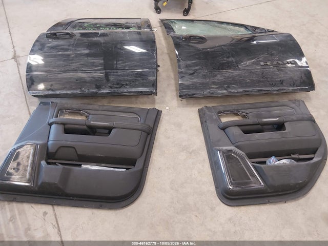 46162779 :رقم المزاد ، 3C63R3PL8NG292267 vin ، 2022 Ram 3500 Limited  4x4 6'4 Box مزاد بيع