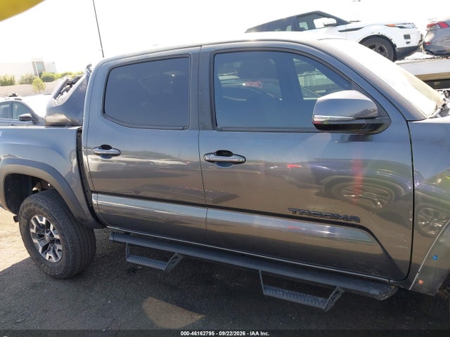 3TMCZ5AN7NM499930 Toyota Tacoma 4wd Trd Off Road