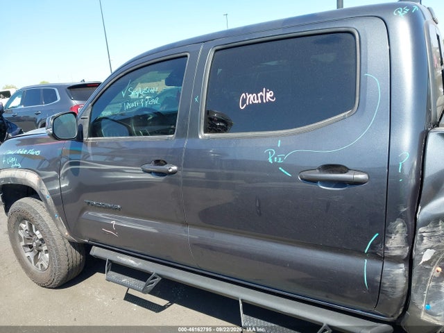 3TMCZ5AN7NM499930 Toyota Tacoma 4wd Trd Off Road