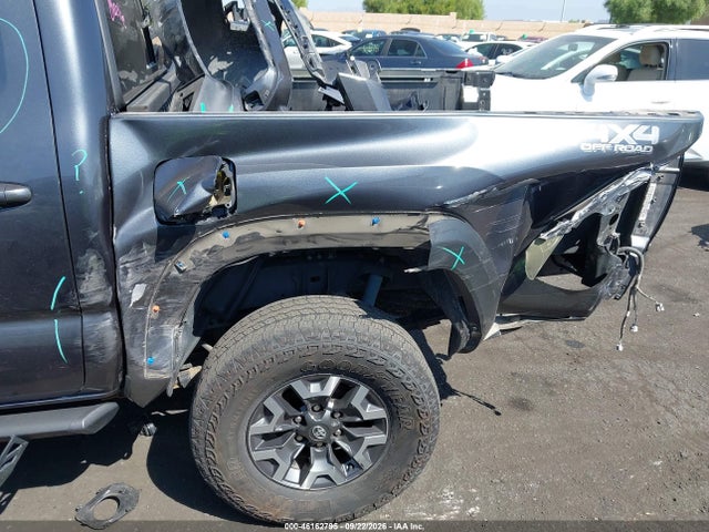 3TMCZ5AN7NM499930 Toyota Tacoma 4wd Trd Off Road
