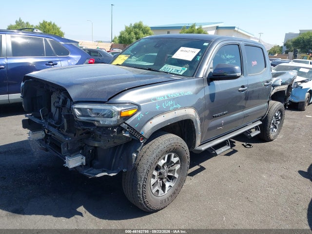 3TMCZ5AN7NM499930 Toyota Tacoma 4wd Trd Off Road