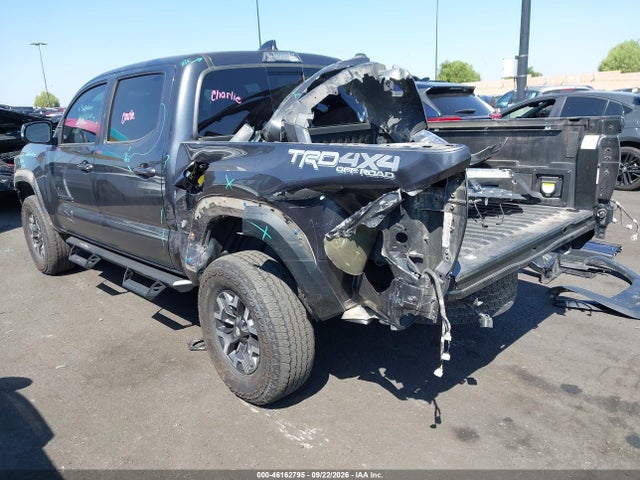 3TMCZ5AN7NM499930 Toyota Tacoma 4wd Trd Off Road