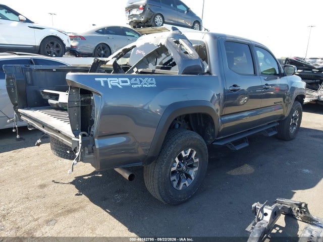 3TMCZ5AN7NM499930 Toyota Tacoma 4wd Trd Off Road
