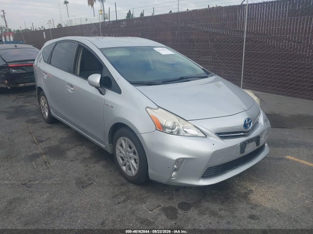 Продаж на аукціоні авто 2014 Toyota Prius V Three, vin: JTDZN3EU5EJ004942, номер лоту: 46162844