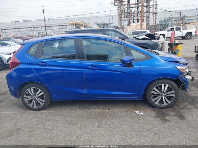 46162879 :رقم المزاد ، 3HGGK5G77HM700312 vin ، 2017 Honda Fit Ex مزاد بيع