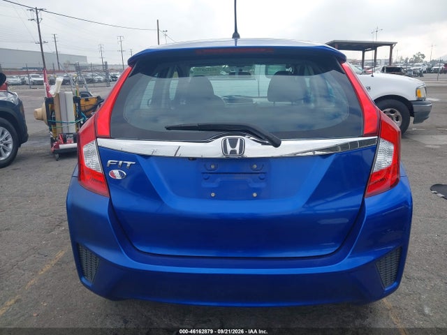 46162879 :رقم المزاد ، 3HGGK5G77HM700312 vin ، 2017 Honda Fit Ex مزاد بيع