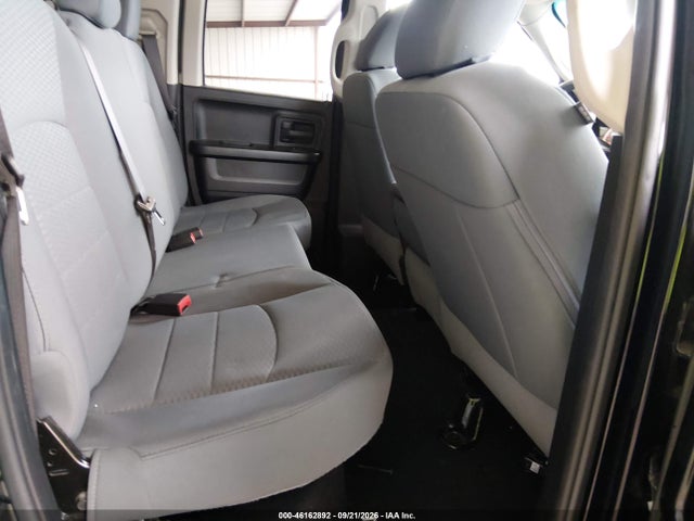 46162892 :رقم المزاد ، 1C6RR6FG3KS730844 vin ، 2019 Ram 1500 Classic Tradesman  4x2 6'4 Box مزاد بيع