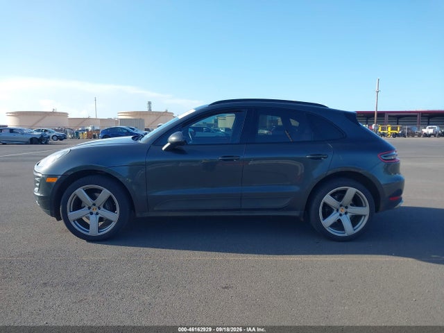 Porsche Macan 2018 WP1AA2A51JLB10562 Image 14