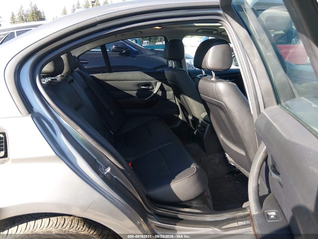 46162931 :رقم المزاد ، WBAPK7G53BNN77661 vin ، 2011 Bmw 328i Xdrive مزاد بيع