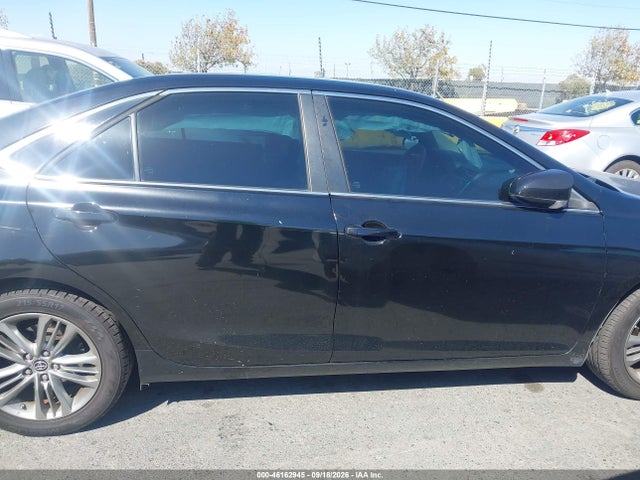 46162945 :رقم المزاد ، 4T1BF1FK2FU899463 vin ، 2015 Toyota Camry Se مزاد بيع