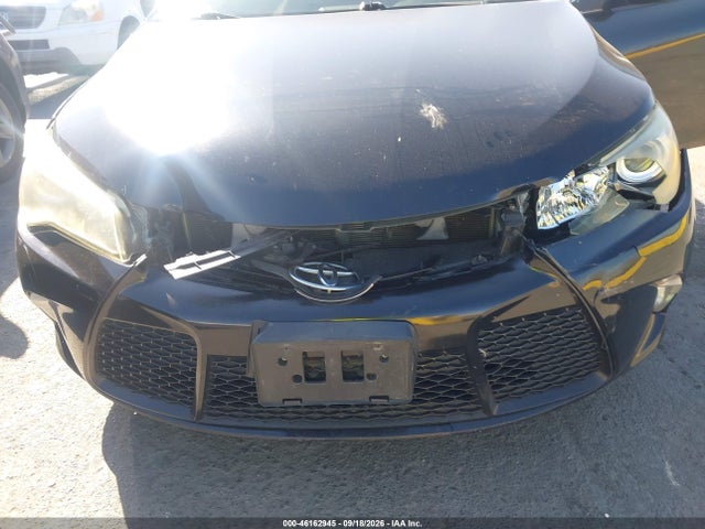 46162945 :رقم المزاد ، 4T1BF1FK2FU899463 vin ، 2015 Toyota Camry Se مزاد بيع