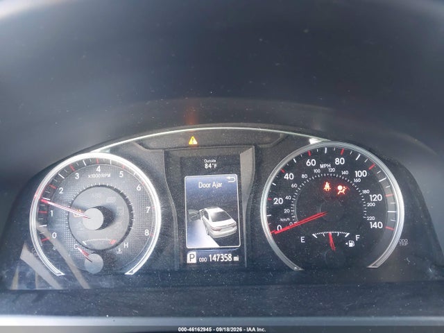 46162945 :رقم المزاد ، 4T1BF1FK2FU899463 vin ، 2015 Toyota Camry Se مزاد بيع