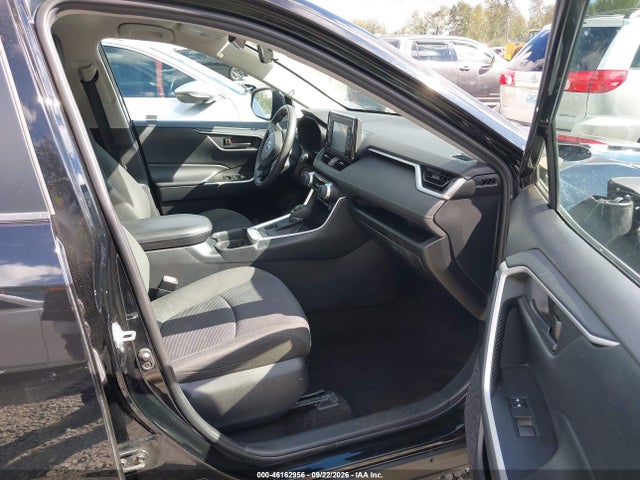 46162956 :رقم المزاد ، 2T3G1RFV0KC017660 vin ، 2019 Toyota Rav4 Le مزاد بيع