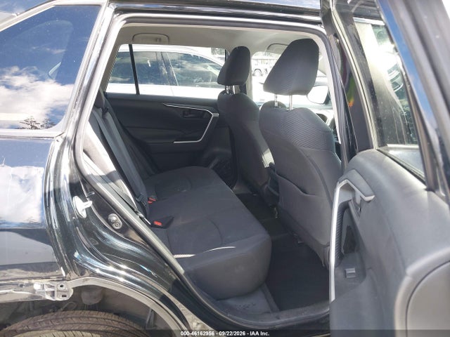 46162956 :رقم المزاد ، 2T3G1RFV0KC017660 vin ، 2019 Toyota Rav4 Le مزاد بيع