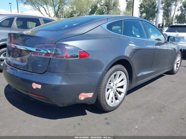 46162960 :رقم المزاد ، 5YJSA1E12HF226406 vin ، 2017 Tesla Model S 60/75 مزاد بيع