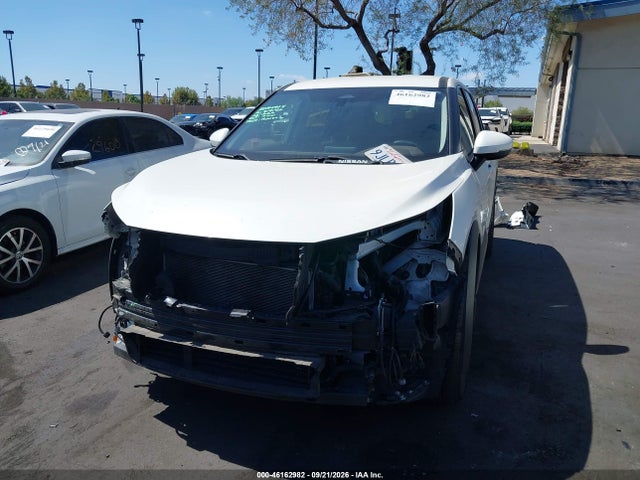JN8BT3BA8PW405462 Nissan Rogue Sv Fwd