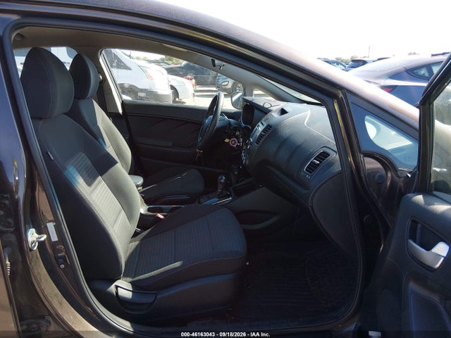 Aukcja sprzedaży 2017 Kia Forte Lx, vin: 3KPFL4A78HE132916, numer aukcji: 46163043