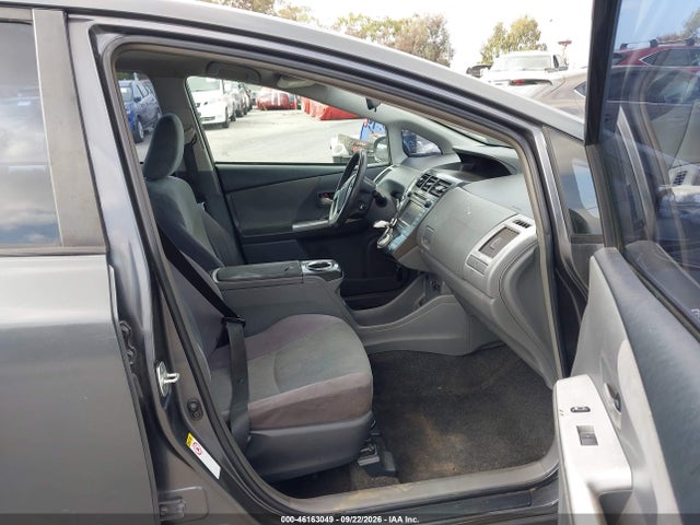 46163049 :رقم المزاد ، JTDZN3EU0D3287298 vin ، 2013 Toyota Prius V Three مزاد بيع