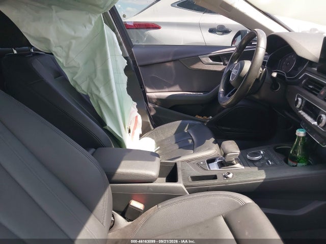 Продаж на аукціоні авто 2018 Audi A4 2.0t Premium/2.0t Tech Premium, vin: WAUENAF40JN010715, номер лоту: 46163099