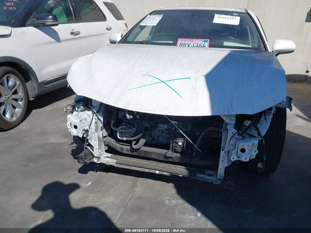 2020 Toyota Camry Se მანქანა იყიდება აუქციონზე, vin: 4T1G11AK4LU954003, აუქციონის ნომერი: 46163111