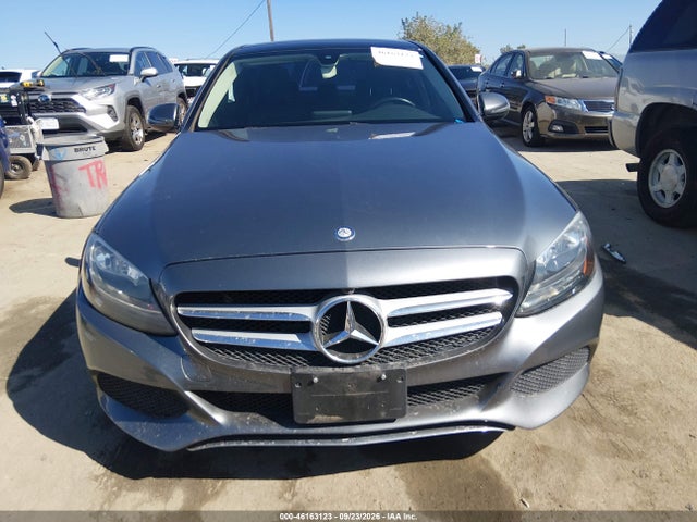 55SWF4JB6HU219380 Mercedes-Benz C 300