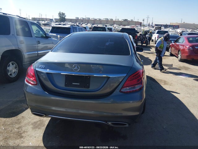 55SWF4JB6HU219380 Mercedes-Benz C 300