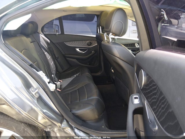 55SWF4JB6HU219380 Mercedes-Benz C 300
