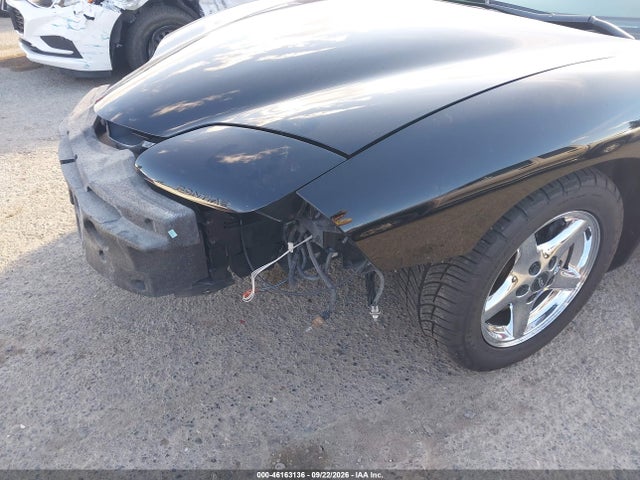 46163136 :رقم المزاد ، 2G2FS22K5W2208076 vin ، 1998 Pontiac Firebird مزاد بيع