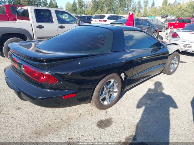 46163136 :رقم المزاد ، 2G2FS22K5W2208076 vin ، 1998 Pontiac Firebird مزاد بيع