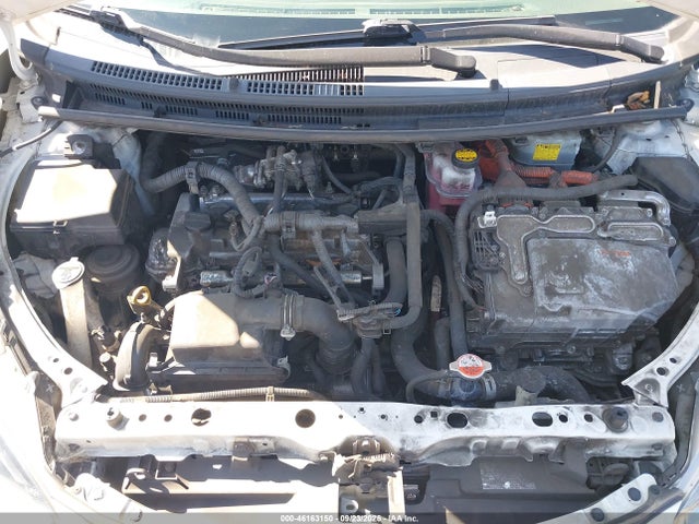 Toyota Prius C One 2016 JTDKDTB34G1117557 Image 10