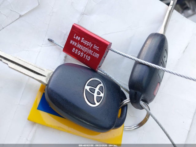 Toyota Prius C One 2016 JTDKDTB34G1117557 Image 11
