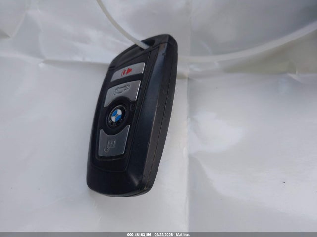 46163156 :رقم المزاد ، WBA8E5G36HNU45095 vin ، 2017 Bmw 320i Xdrive مزاد بيع