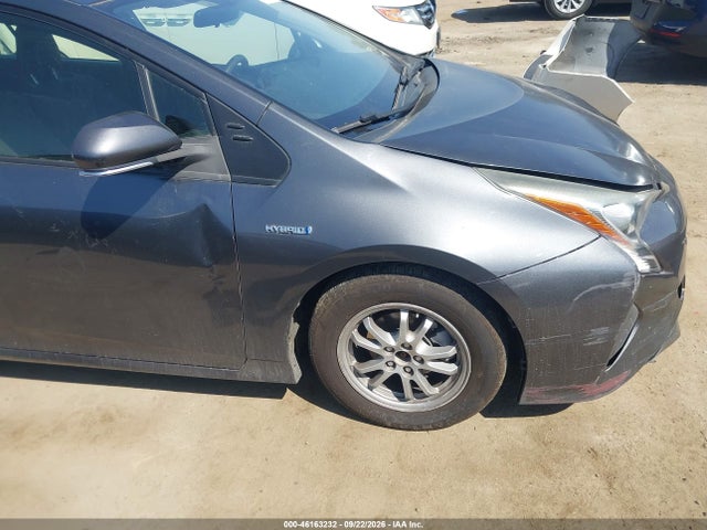 Продаж на аукціоні авто 2016 Toyota Prius Two, vin: JTDKBRFUXG3016572, номер лоту: 46163232