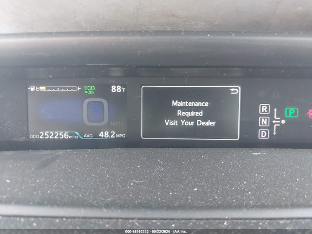 Продаж на аукціоні авто 2016 Toyota Prius Two, vin: JTDKBRFUXG3016572, номер лоту: 46163232