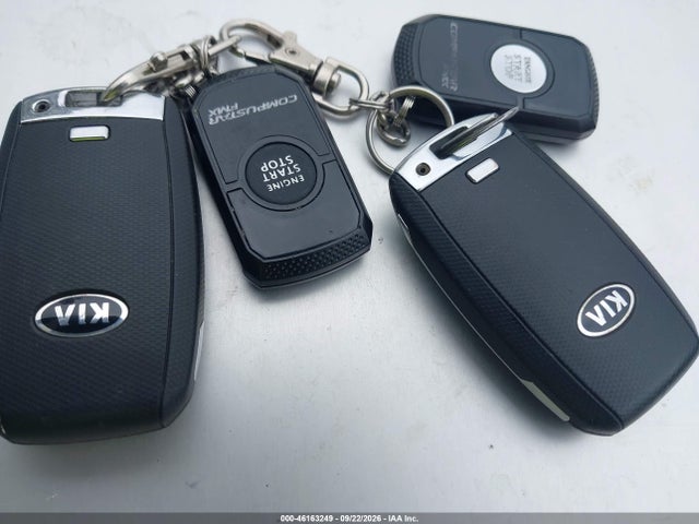 Продажа на аукционе авто 2017 Kia Sedona Lx, vin: KNDMB5C13H6334495, номер лота: 46163249