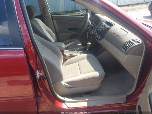 46163270 :رقم المزاد ، 4T1BE32K55U077999 vin ، 2005 Toyota Camry Le مزاد بيع