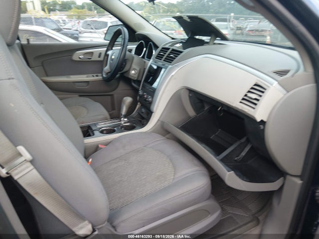 46163293 :رقم المزاد ، 1GNKRFED2BJ368486 vin ، 2011 Chevrolet Traverse Ls مزاد بيع