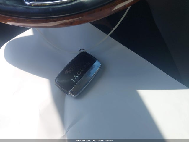 46163301 :رقم المزاد ، SAJWA1C75D8V43844 vin ، 2013 Jaguar Xj مزاد بيع