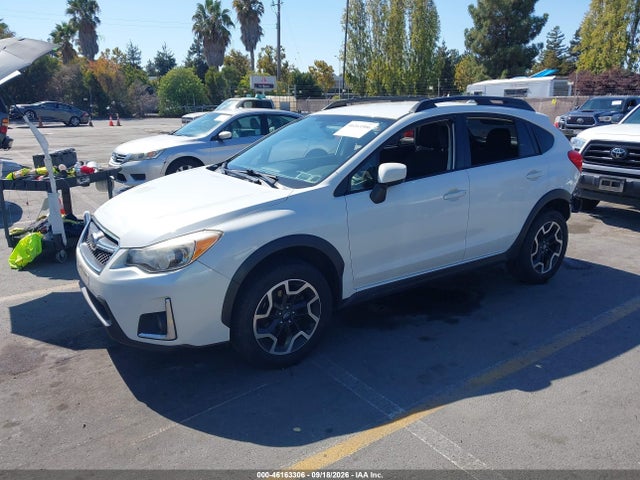 Subaru Crosstrek 2.0i Premium 2017 JF2GPADC1HH231332 Image 2