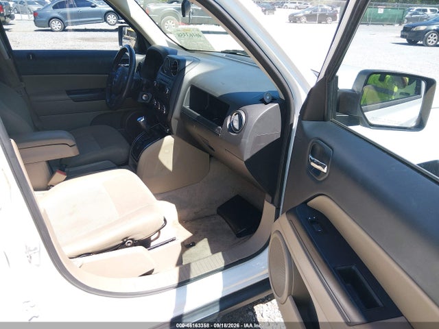 46163358 :رقم المزاد ، 1C4NJPFB4CD706650 vin ، 2012 Jeep Patriot Latitude مزاد بيع