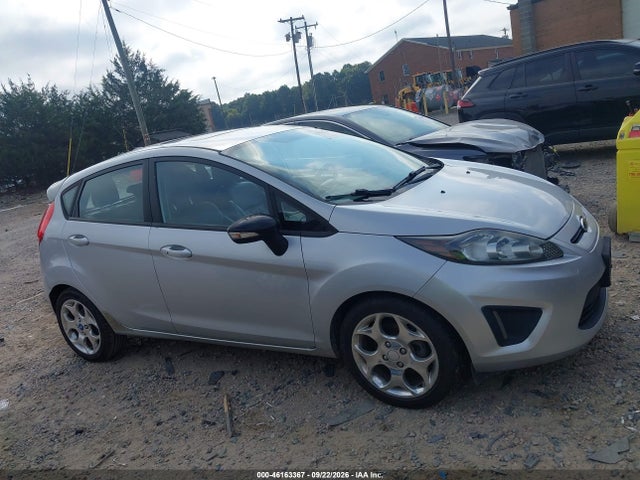 46163367 :رقم المزاد ، 3FADP4FJ6DM175253 vin ، 2013 Ford Fiesta Titanium مزاد بيع