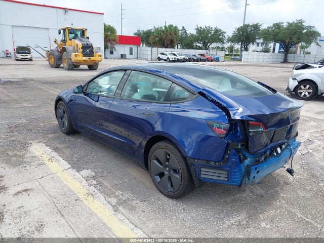 Tesla Model 3 Rear-wheel Drive 2023 5YJ3E1EA0PF614483 Image 3