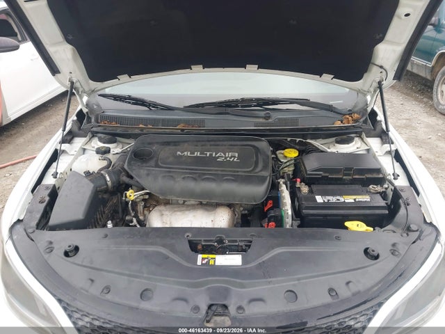 Продаж на аукціоні авто 2016 Chrysler 200 Limited, vin: 1C3CCCABXGN117155, номер лоту: 46163439
